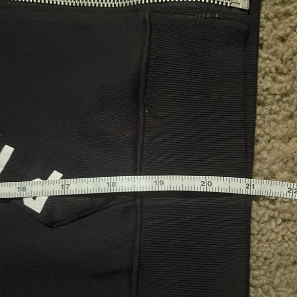 Victoria Secret “PINK” Women’s black & white zip hooded jacket Sz Large - Picture 12 of 13